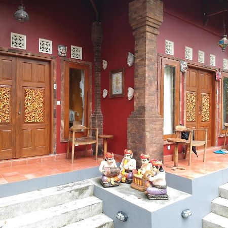 曼吉斯花园迪维度假酒店 甘地达萨 外观 照片